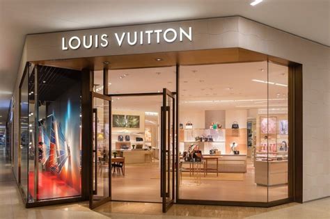 when is louis vuitton opening in west edmonton mall|West Edmonton Mall.